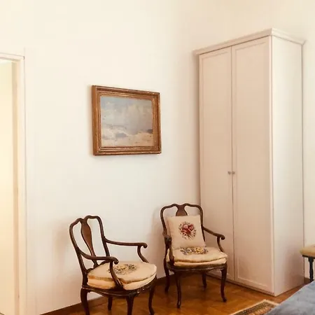 Colosseum View Exclusive Rom